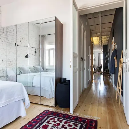 Bright Cool 1bed1bath Stylish Home! #376 아파트